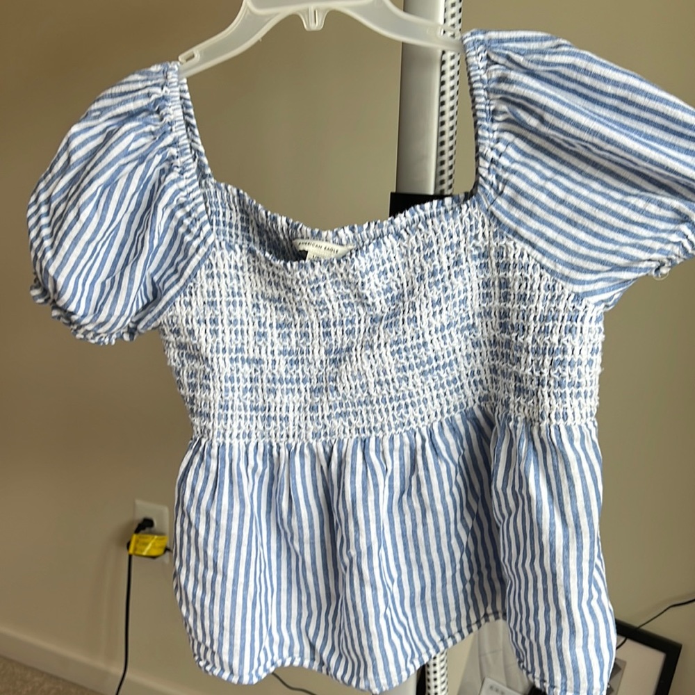 American eagle shirt with puff sleeves